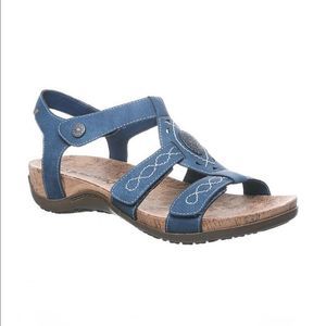 BearPaw Riley Wide Blue Sandals
